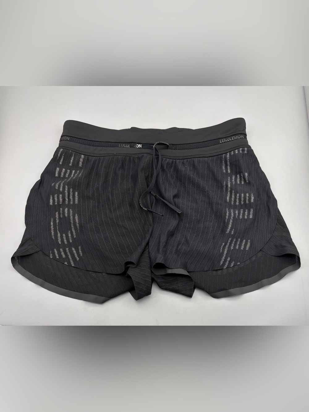Lululemon Fast and Free Split reflective airflow running Shorts 3" Black Size 4